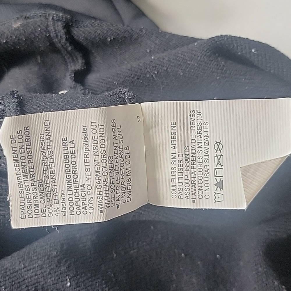 Under Armour black hoodie - Picture 6 of 8
